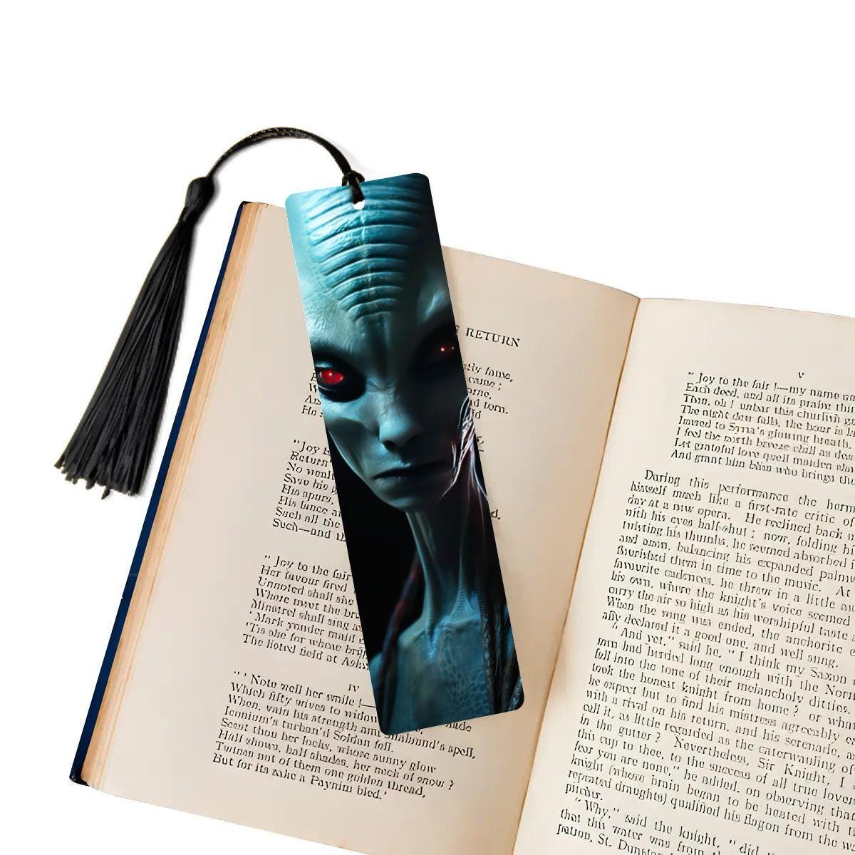 ColorFlow | Red Eye Alien Metal Bookmark Sci Fi Extraterrestrial Dark Creature Futuristic Design Art Style | Optional Personalization